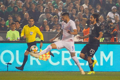 'Tata' debuta con victoria sobre Chile con la Selección Mexicana
