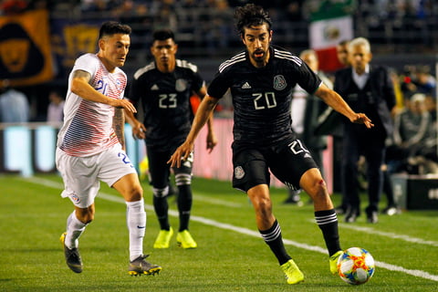 'Tata' debuta con victoria sobre Chile con la Selección Mexicana
