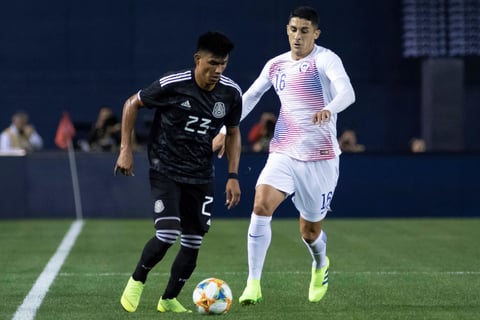 'Tata' debuta con victoria sobre Chile con la Selección Mexicana