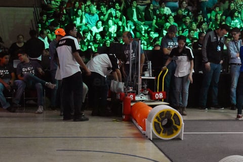 Termina la fiesta del FIRST Laguna Regional