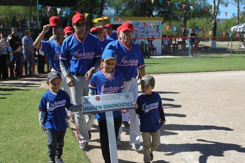 El Club Campestre B se conformó con el premio al segundo lugar.