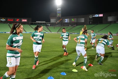 Guerreras sueñan con liguilla tras vencer a Querétaro