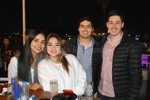 26032019 Valeria, Cristy, Santiago y Alejandro.