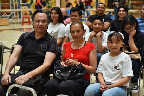 26032019 Pamela y Sara.
