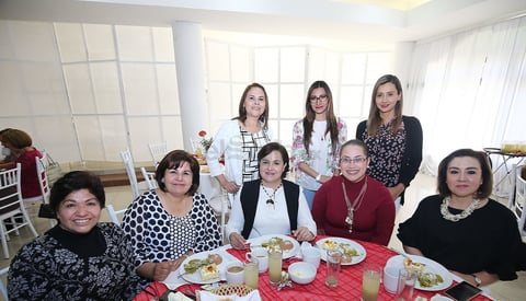 Magda, Yolanda, Bertha, Dilhery, Martina, Mayela, Adriana y Astrid.