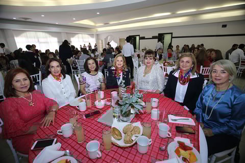 Silvia Gutiérrez de Alanís, Alma Conde de Muñoz, Conny Jacobo, Silvia Juriel, Thelma Meraz, Leticia Herrera y Esther Ávila.