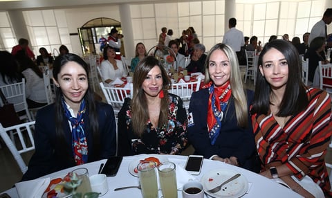 Tere Soto, Lily Salinas, Katy Parra y Estefanía González.