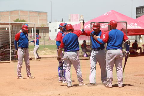 Debido a los arreglos de los que tiene que ser objeto el campo de juego del Cuartel General Francisco Villa, los Generales cambiaron de diamante de entrenamiento.