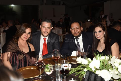 Cory Huerta, Manuel Villegas, Roberto Job y Mayra Barba