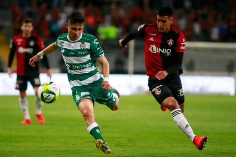 Santos cae contra Atlas y vuelve a dejar ir los tres puntos
