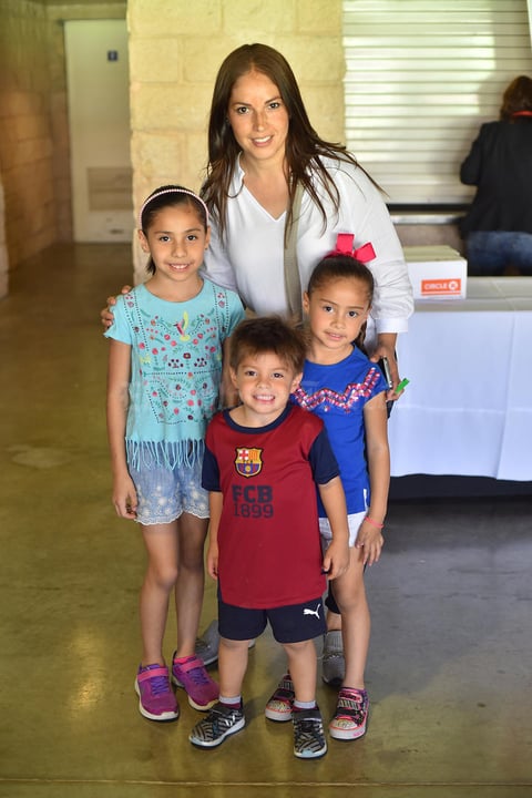 03042019 Maribel, María, Isabel y Ernesto.