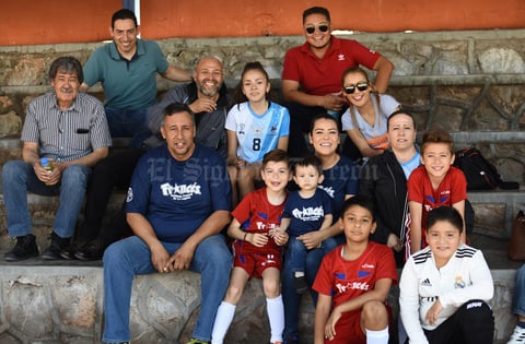 03042019 Hugo, Sebastián, Chuy, Carmen, Juan, Mayca, Jesús, Laura, Pedro, Gabriel, Juan, Poncho, Alfonso y Ramón.