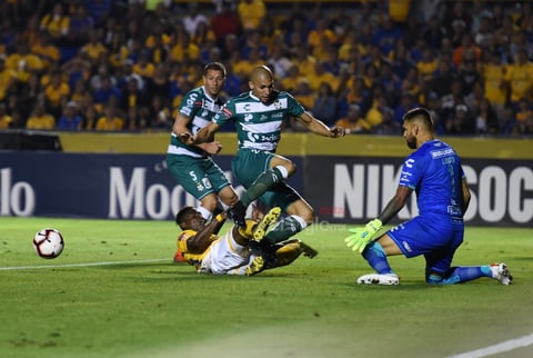 Santos enfrenta un complicado pase a la final de Concachampions