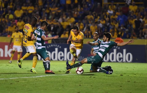 Santos enfrenta un complicado pase a la final de Concachampions