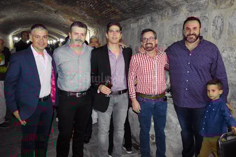 04042019 René, Alejandro, Alan, Mario y Mario.