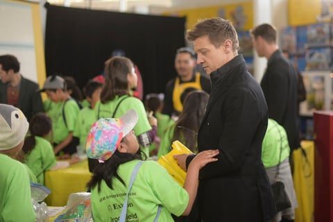 'Avengers' visitan a niños en Disney California Adventure