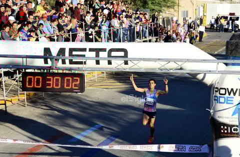 Celebran la carrera META 10 K de Peñoles