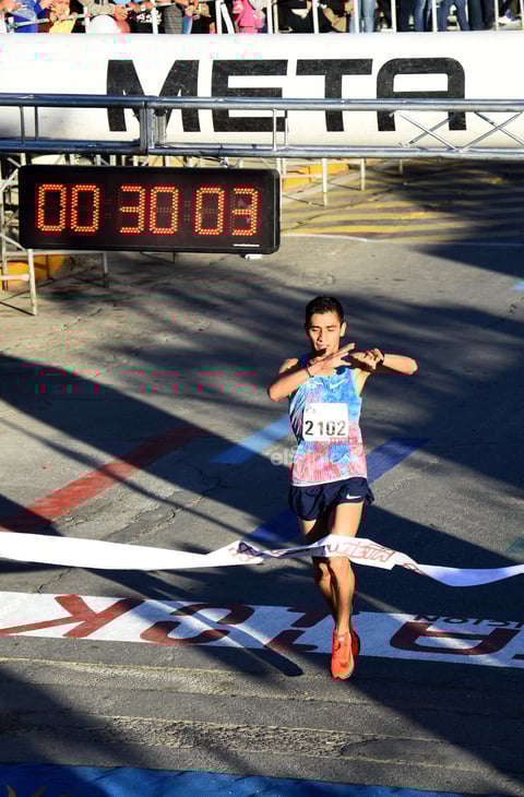 Celebran la carrera META 10 K de Peñoles