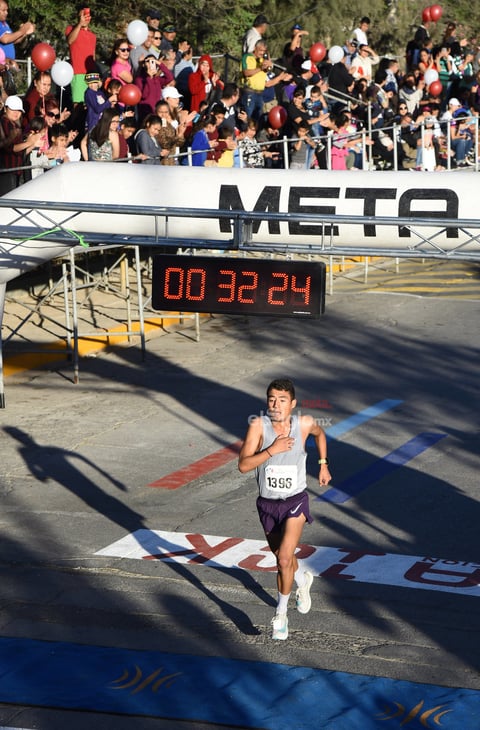 Celebran la carrera META 10 K de Peñoles