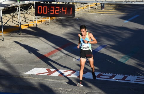 Celebran la carrera META 10 K de Peñoles