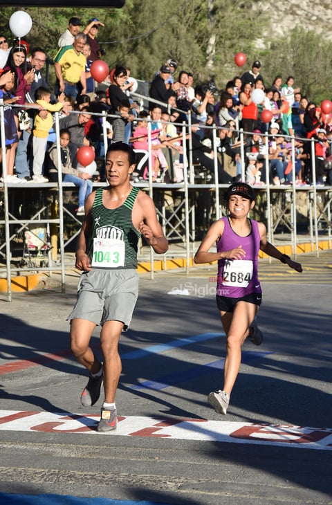Celebran la carrera META 10 K de Peñoles