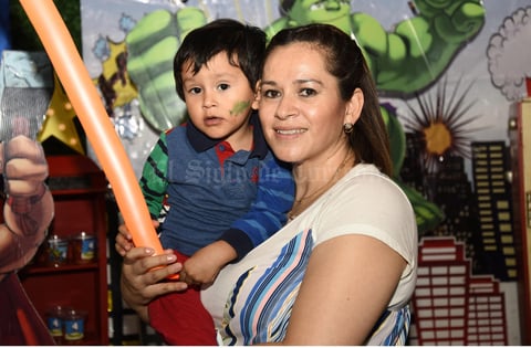 06042019 Mateo e Inglaterra.