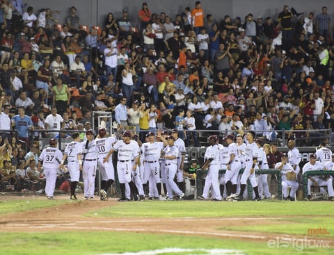 Unión Laguna abre temporada en casa y se canta 'playball' en el Revolución