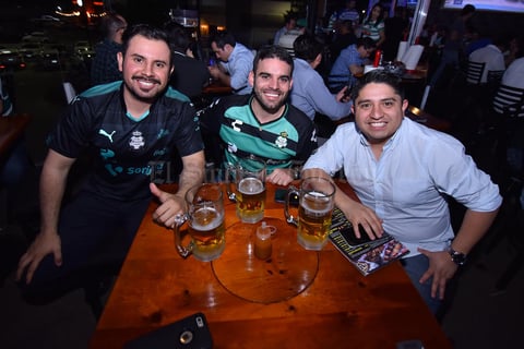 10042019 Isaac, Alejandro y Alejandro.