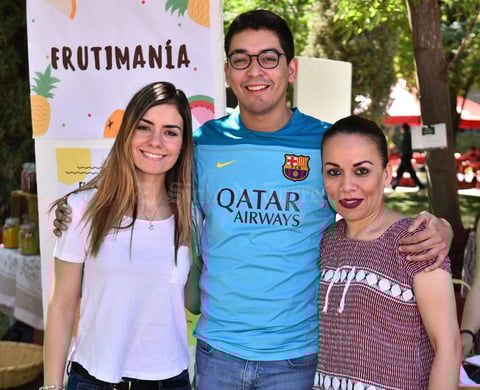 10042019 Melissa, Chava y América.