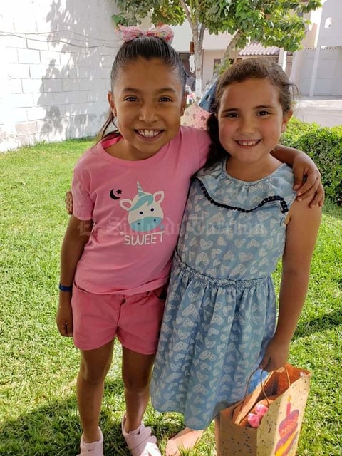 10042019 AMIGUITAS.  Mabel y Olga.