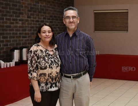 11042019 Silvia y Salvador.