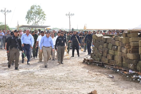 El evento fue presidido por el gobernador del estado de Coahuila Miguel Ángel Riquelme Solís y el alcalde de Torreón Jorge Zermeño Infante.