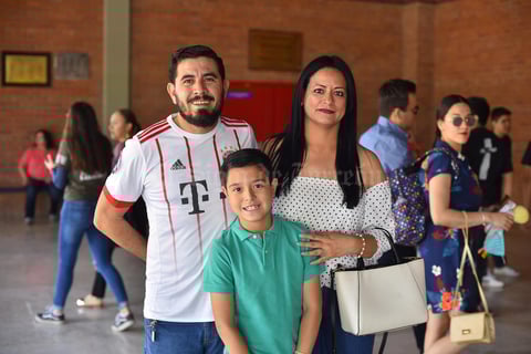 12042019 Octavio, Cande y Octavio.
