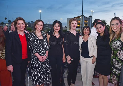 Barbara, Monica, Alma, Seline, Liliana, Lucero y Sandra