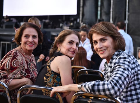 Cristina, Mayosa y Tere