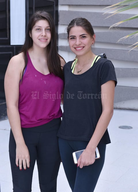 Angela y Laura