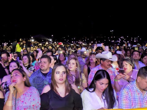 No sólo acudieron laguneros, pues también hubo público de otros sitios, como Durango o Monterrey.