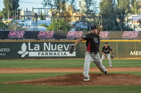 En la parte baja del octavo rollo los Generales llevaron a la registradora a José Carlos Ureña, Hans Wilson, Kenny Wilson y Javier Salazar para poner el 11-1 definitivo en el marcador.