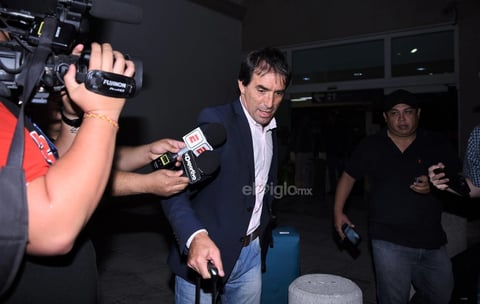 Guillermo Almada ya está en Torreón