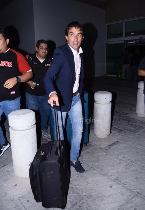Guillermo Almada ya está en Torreón