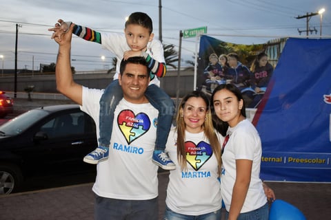 15042019 Diego, Ramiro, Martha y Mía.