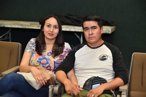 14042019 Mayra y Adrián.