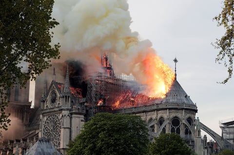 FRANCIA INCENDIO