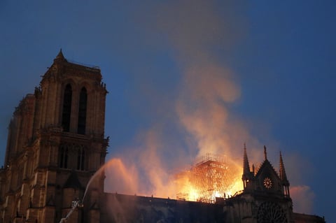 FRANCIA INCENDIO