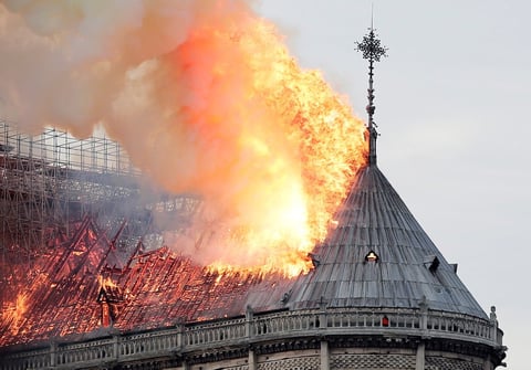 FRANCIA INCENDIO