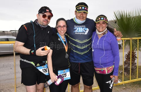 16042019 Jesús, Vivi, Isaac y Rocío.