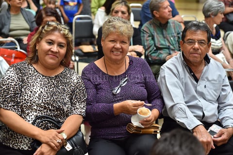 18042019 Margarita, Teté y José Luis.
