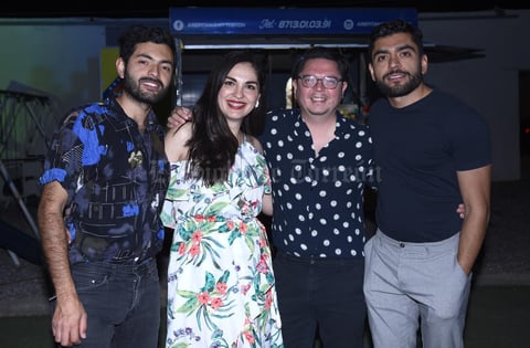 18042019 CELEBRA SU CUMPLEAñOS.  Grethel Romo con Daniel, Roldán y David.