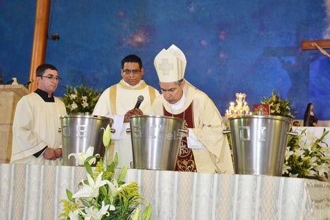 Diócesis de Torreón realiza Misa Crismal