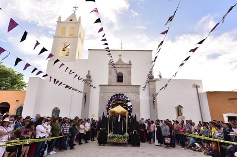 Se realizó la Procesión del Silencio en Viesca.